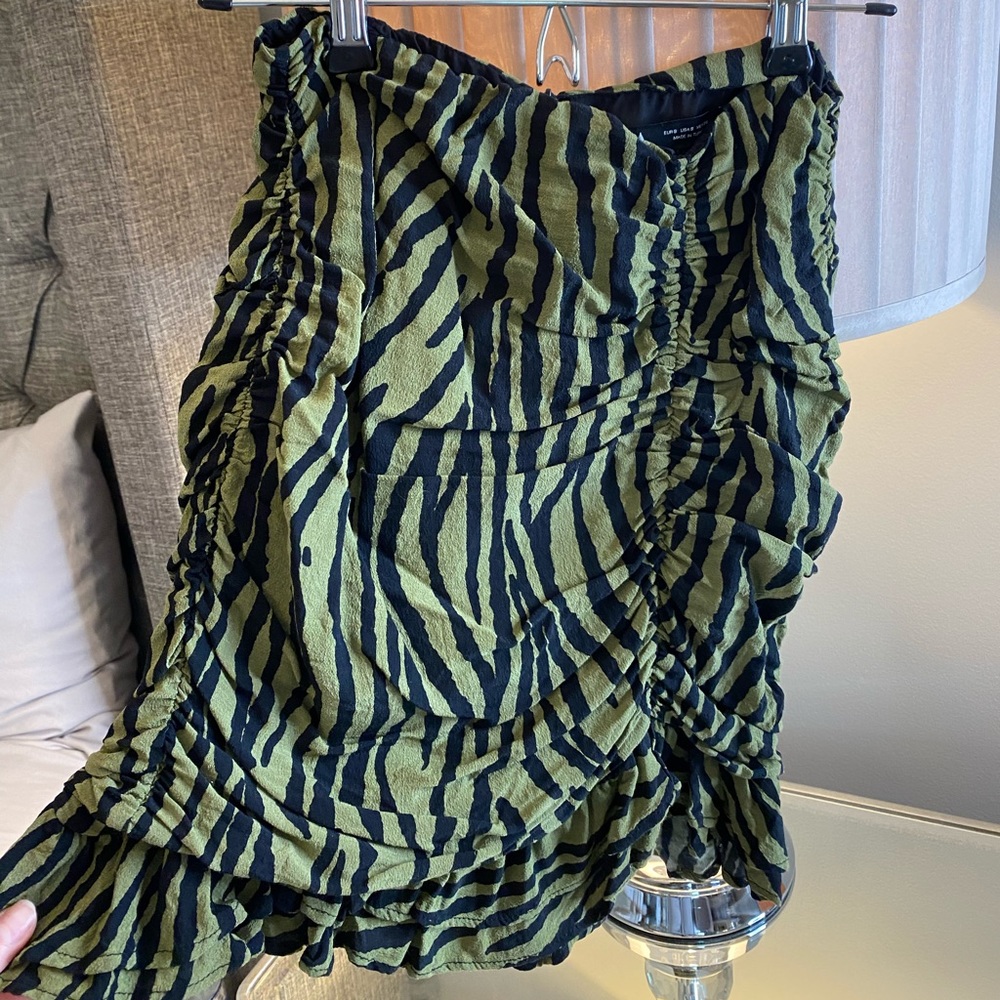 Zara Green Zebra Cute Skirt